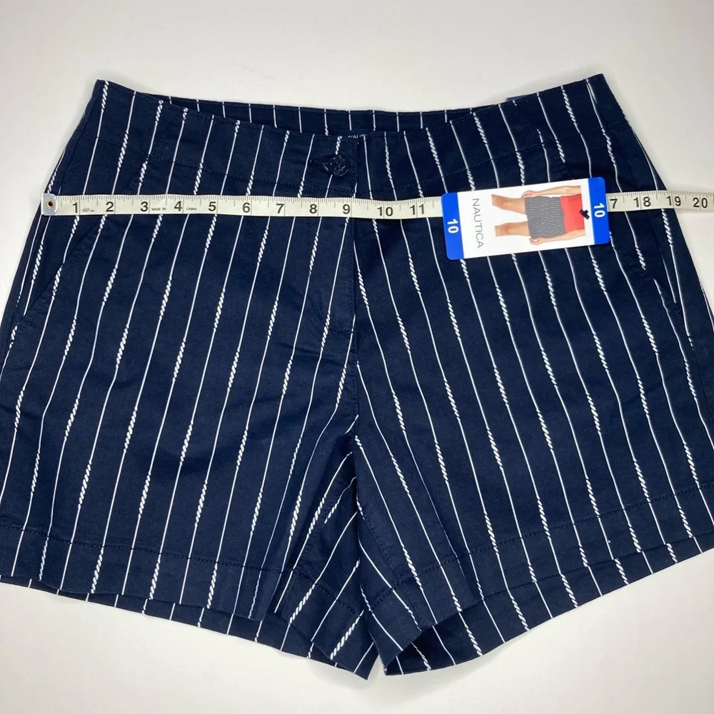 Nautica twill women’s short midrise NWT navy seas inseam 5”